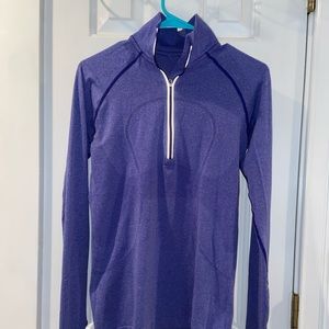 NWOT lululemon pullover